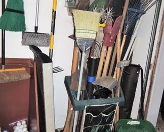 Garage: Household and Lawn/Garden Tools
