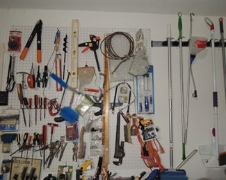 Garage: Household and Lawn/Garden Tools