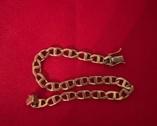 Bracelet marked 14K