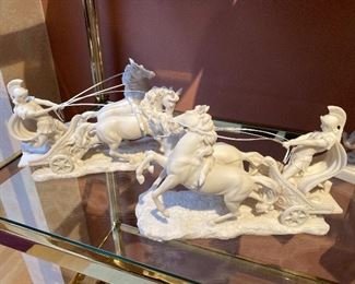 Veronese figurines