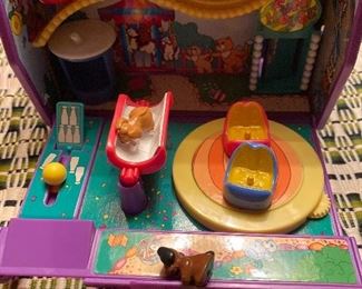 1995 Pound Puppies Carnival Fair playset; 2 pets