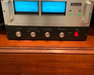 McIntosh MC2500 Amplifier. $2,500