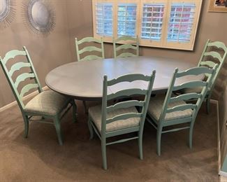 Ethan Allen dining set with two leaves