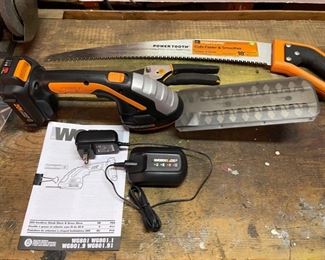 Like New Worx 20V Hedge Trimmer
