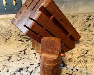 Vintage teak knife block and 2-in-1 salt and pepper mill