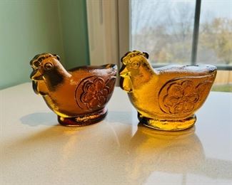Vintage VIKING Glass amber colored chicken bookends/paperweights