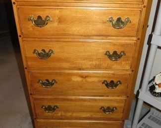 Ethan Allen 7 Drawer Lingerie Chest 