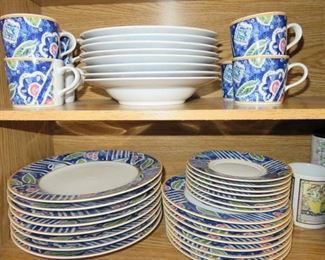 Pfaltzgraff Atmosphere China Set