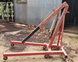 Powerbuilt 2 Ton Storable Shop Crane on Wheels