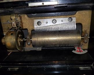 antique music box, works perfectly