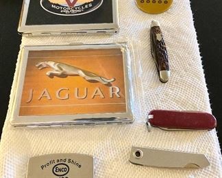 Automobilia Cases and Knives