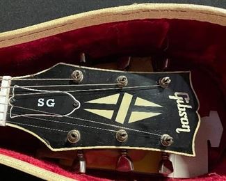 "Gibson" SG Guitar