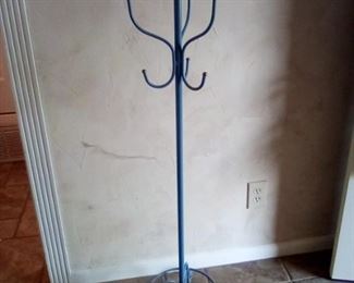 Small hat stand