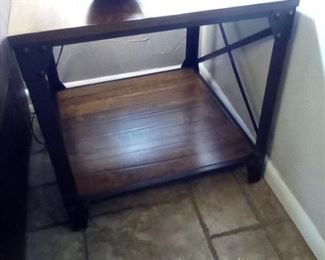 Bottom of Side Table (see previous picture)