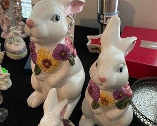 Ahhhh Cute Easter Bunny Family