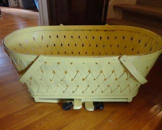 Legs pop up to make a rolling basket