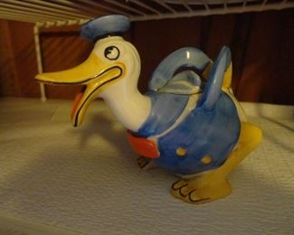 1937 Donald Duck Teapot