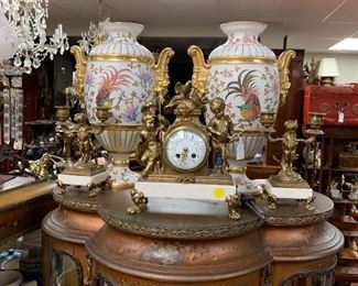 French Clock Set, Curio