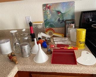 Misc kitchen items