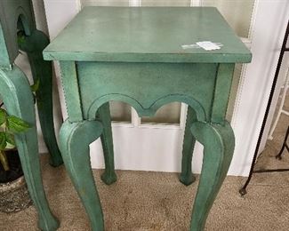 15 x 27 table
Part of 2 piece set