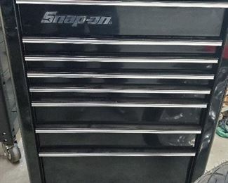 Snap-on rolling tool chest