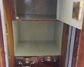 Top Door opens for large item storage. Separate Key!