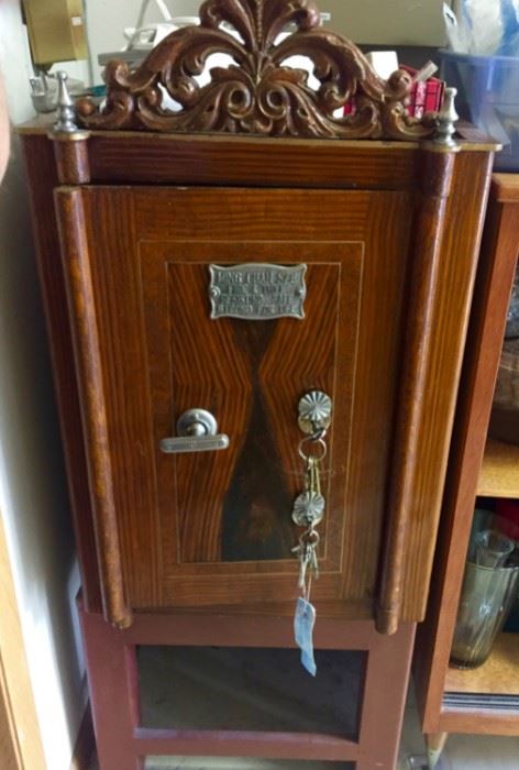 MING CHAN SAFE!!! AMAZING!! MUST SEE!!                   NO NEED FOR A SAFETY DEPOSIT BOX AT THE BANK !!!