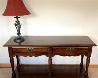 Great Sofa Table  with drawers for storage - Another Nice Lamp
