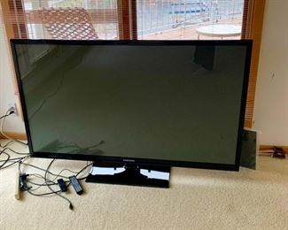 Samsung 60" Plasma Display TV - PN60E530A3F 