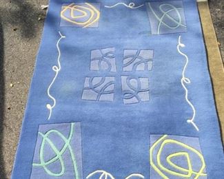 Beautiful Colors in this 100% Wool Area Rug made in India