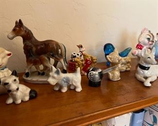 Animal figurines