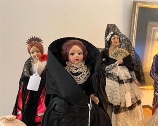 Spain and Italy dolls
