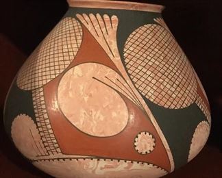 Mata Ortiz Mexican Pottrey