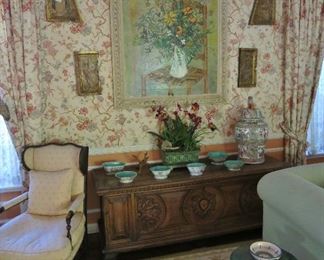 18th. C. Oak Chest; Collection of Chinese Quatrefoil Bowls; Large antique Canton Lidded Spice Jar; 