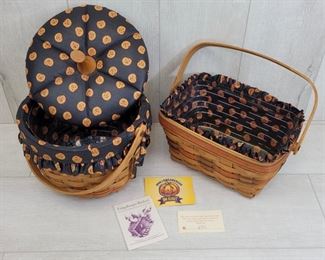 (1) Longaberger Boo Basket - 1994 with black Halloween Jack o Lantern lining  (1) Covered Pumpkin basket - 1995 with black Halloween Jack o Lantern lining  *Both come with their original hard plastic inserts.
