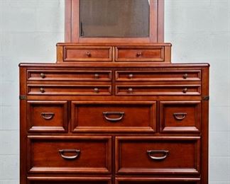 11 drawer dresser - pirates of the Caribbean Disney