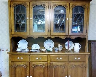 2 piece Oak china hutch w/ glass doors