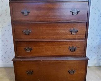 Mahogany dresser