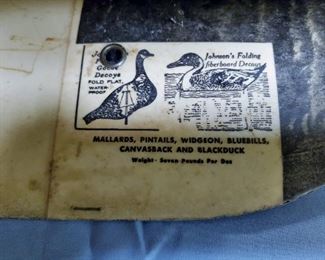Johnson's Folding fiberboard decoy