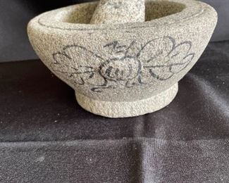 005 Mortar And Pestle