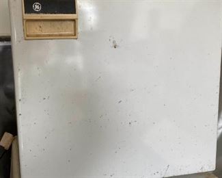 GE Refrigerator