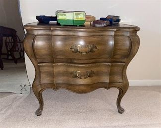 Sweet Bombay type 2 drawer chest