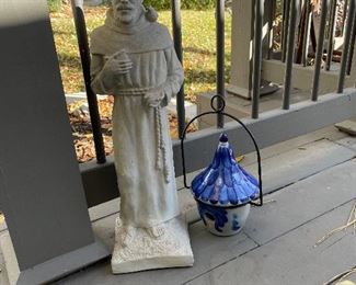 Nice St. Francis outdoor statue