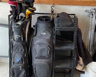 Golf equipment rack
