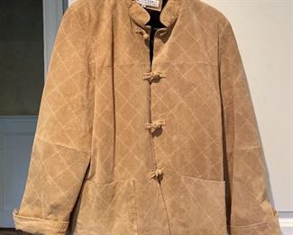 Item 322:  Gretchen Scott (size M) jacket:  $38