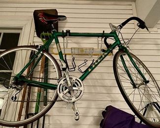 Item 504:  Trek Bicycle:  $425