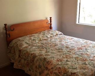 Full Sizw Pine Bed Frame