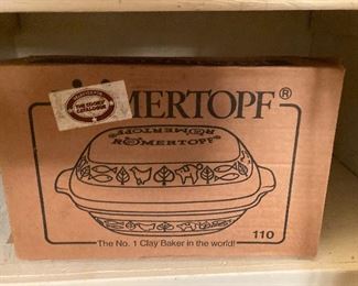 Mertopf Clay Baker