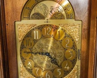 Conn organ and stool