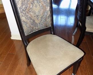 Formal Glass Topped Dining Table w/8 Chairs and 2 Extensions